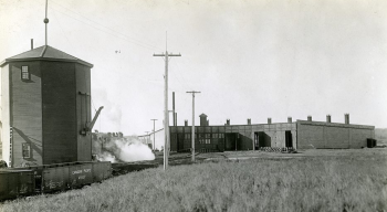 Red Deer CPR roundhouse & water tank 1912 - RD Archives P3907