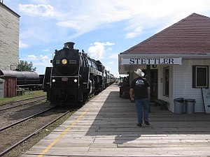 Stettler steam train excursion with engine 6060 2007 - Pettypiece