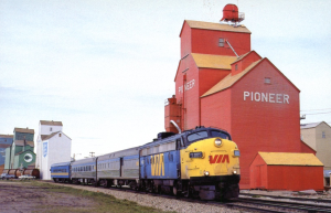 Via train 195 May 1985 at Innisfail - Peter Jobe